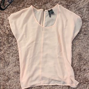 Pink short sleeve top